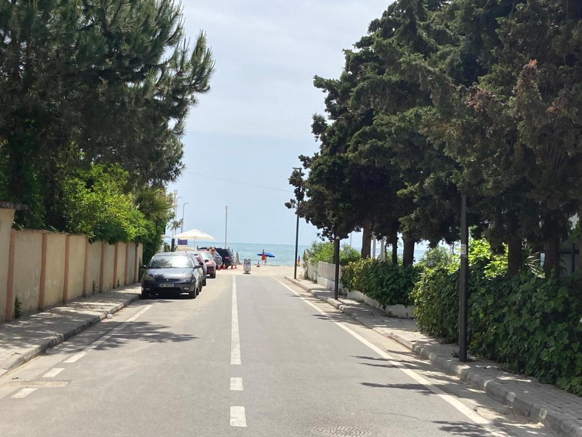 Lungomare Holiday Apartments Durres Ngoại thất bức ảnh