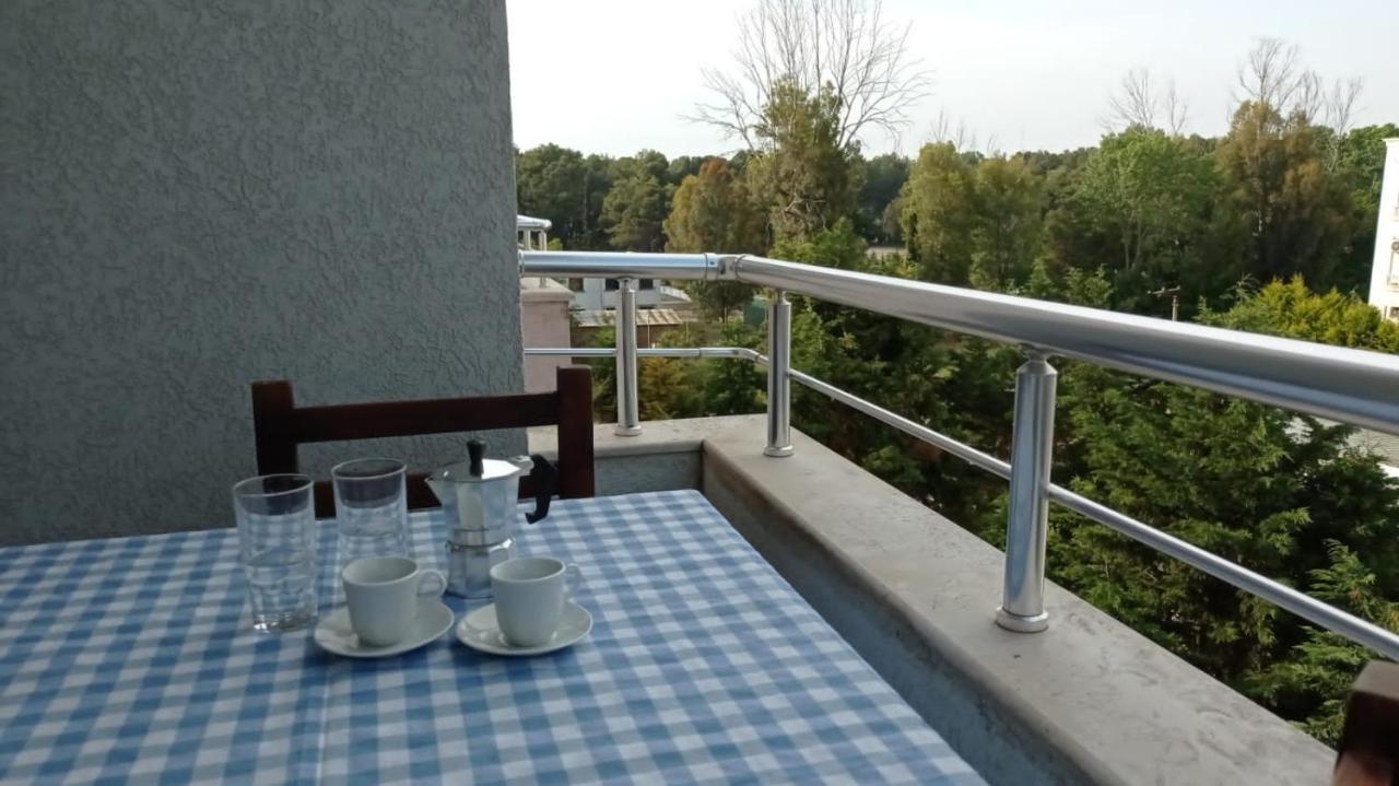 Lungomare Holiday Apartments Durres Ngoại thất bức ảnh