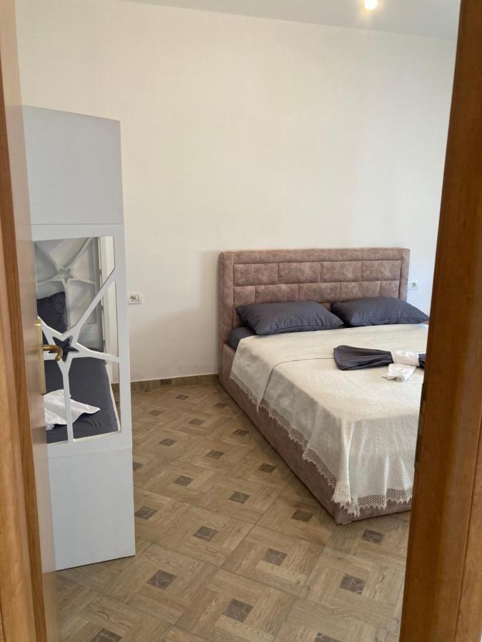 Lungomare Holiday Apartments Durres Ngoại thất bức ảnh