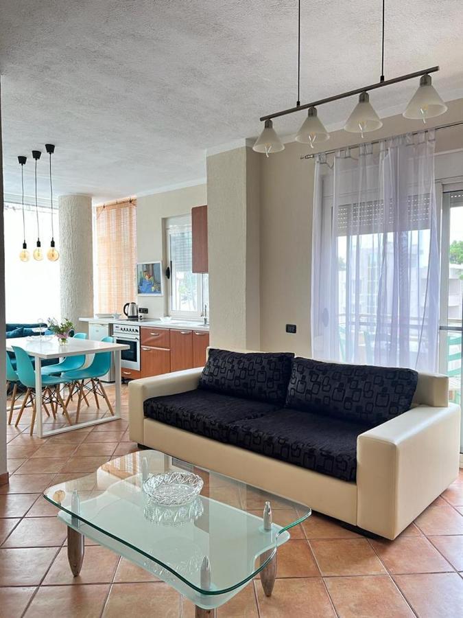 Lungomare Holiday Apartments Durres Ngoại thất bức ảnh