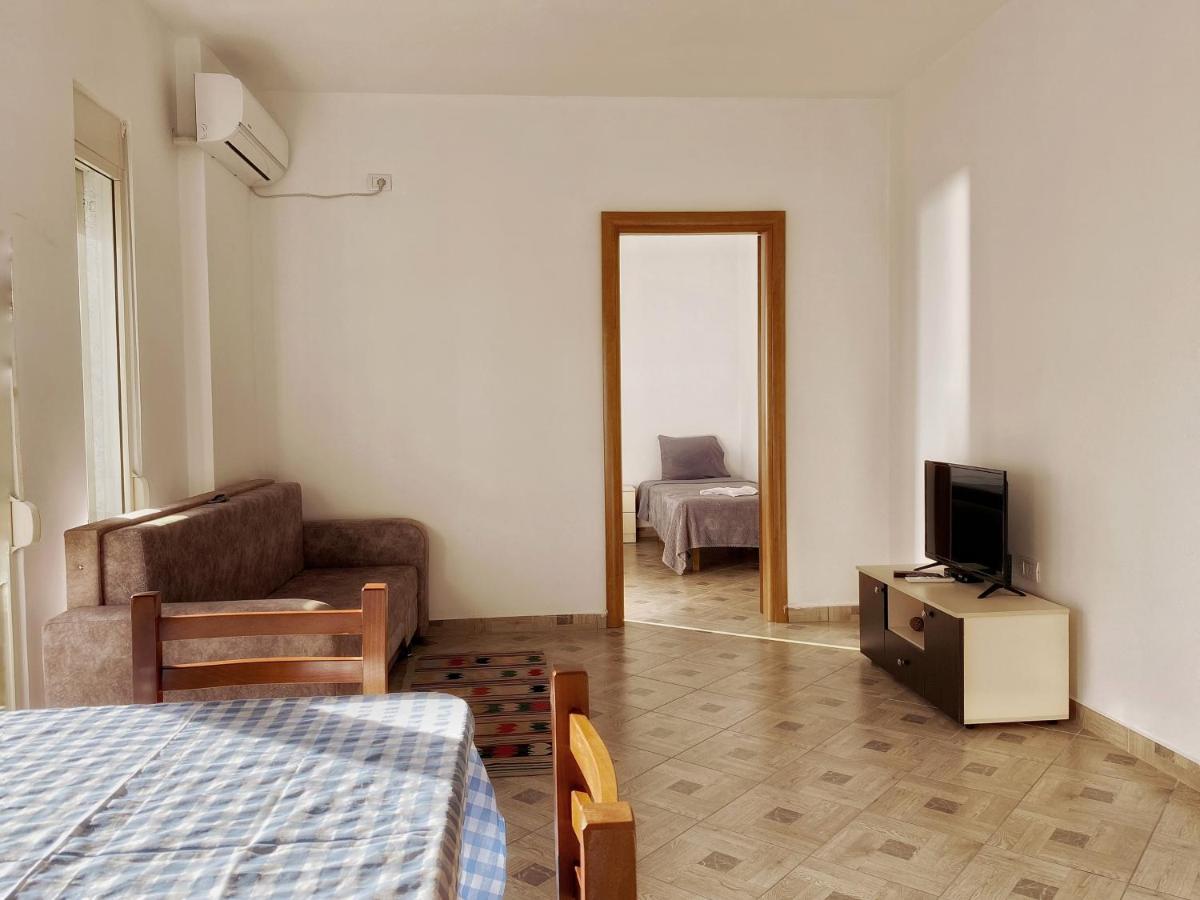 Lungomare Holiday Apartments Durres Ngoại thất bức ảnh
