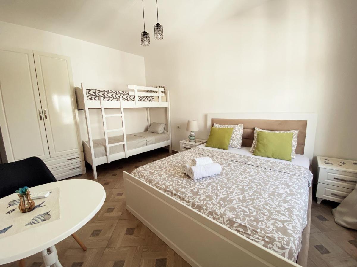 Lungomare Holiday Apartments Durres Ngoại thất bức ảnh